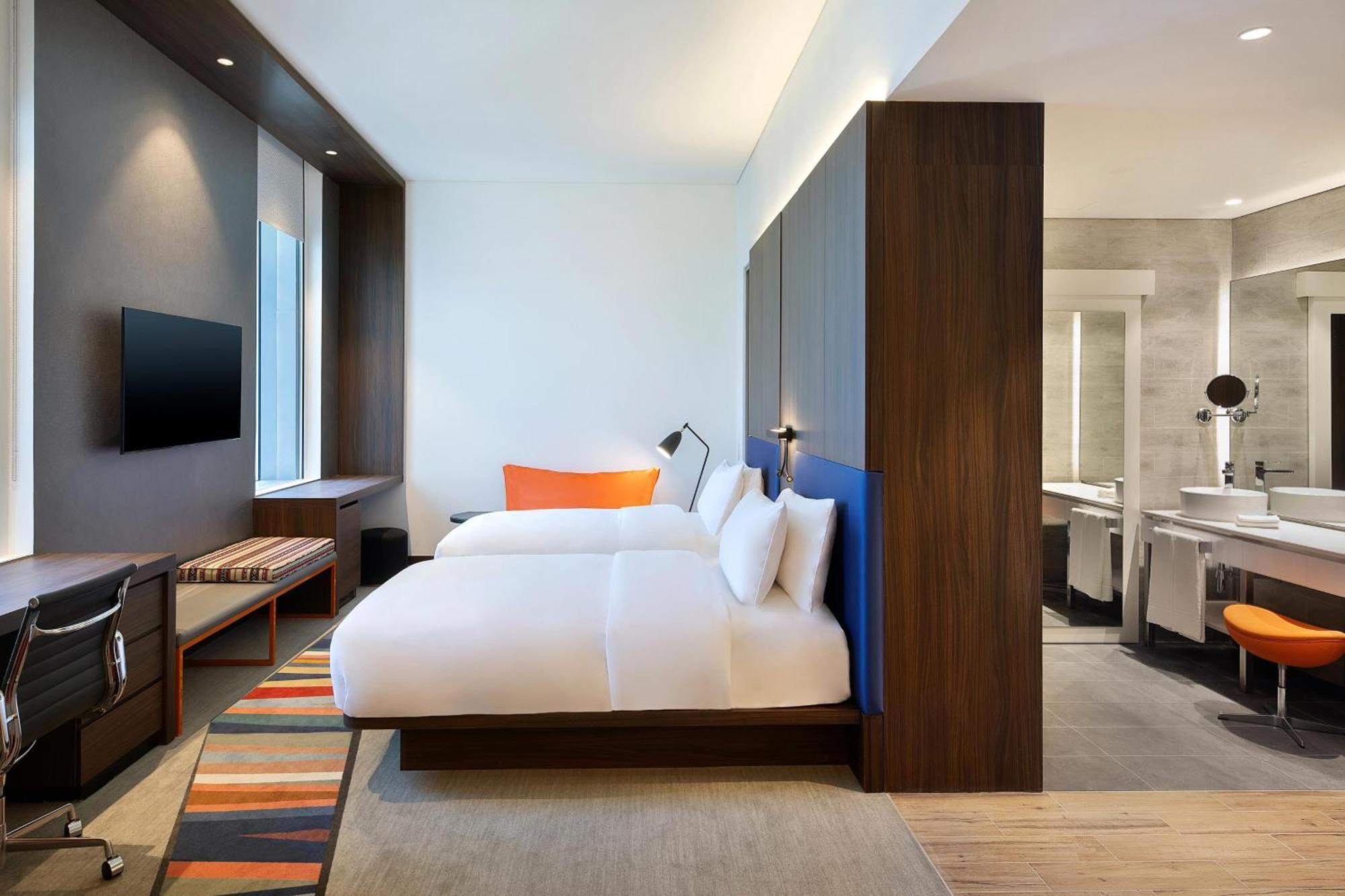 Готель Aloft Dubai Airport Екстер'єр фото