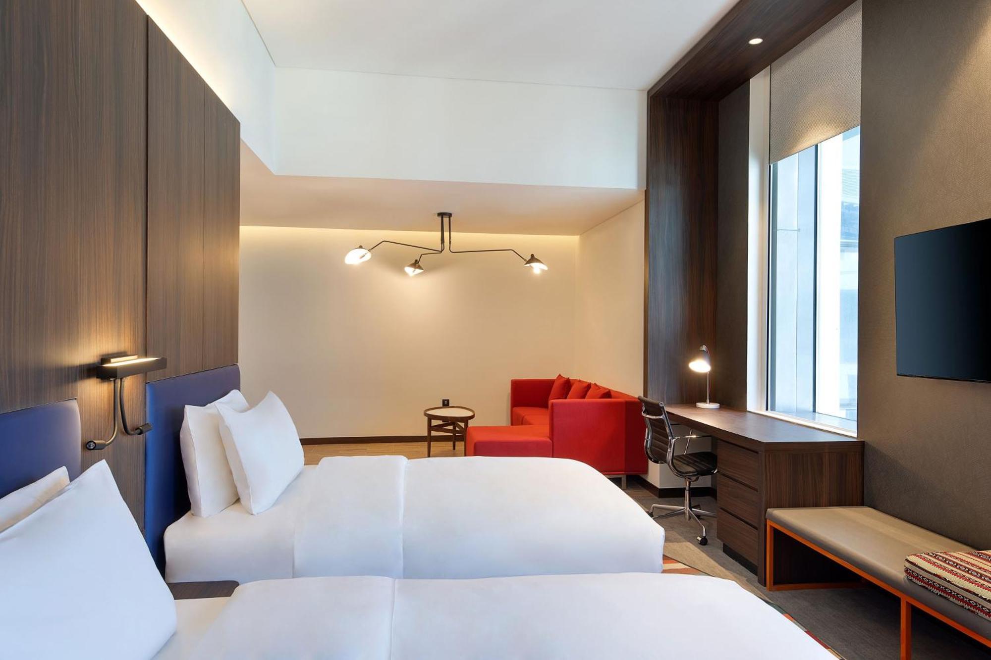 Готель Aloft Dubai Airport Екстер'єр фото