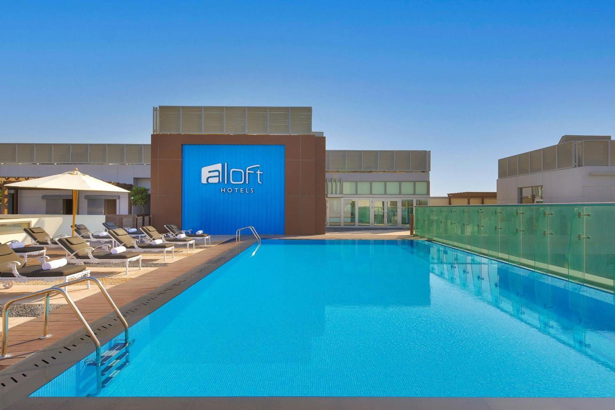 Готель Aloft Dubai Airport Екстер'єр фото