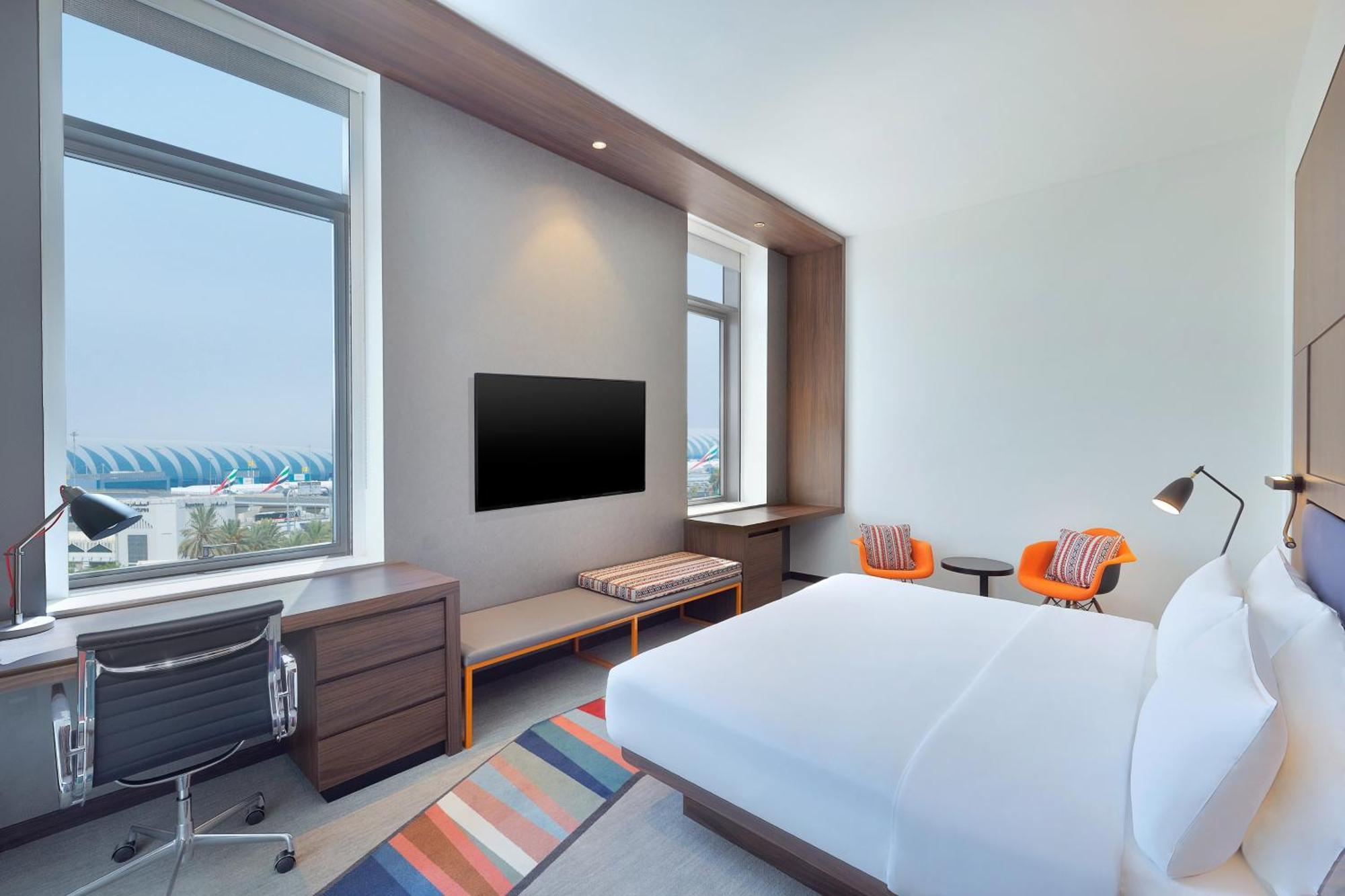 Готель Aloft Dubai Airport Екстер'єр фото