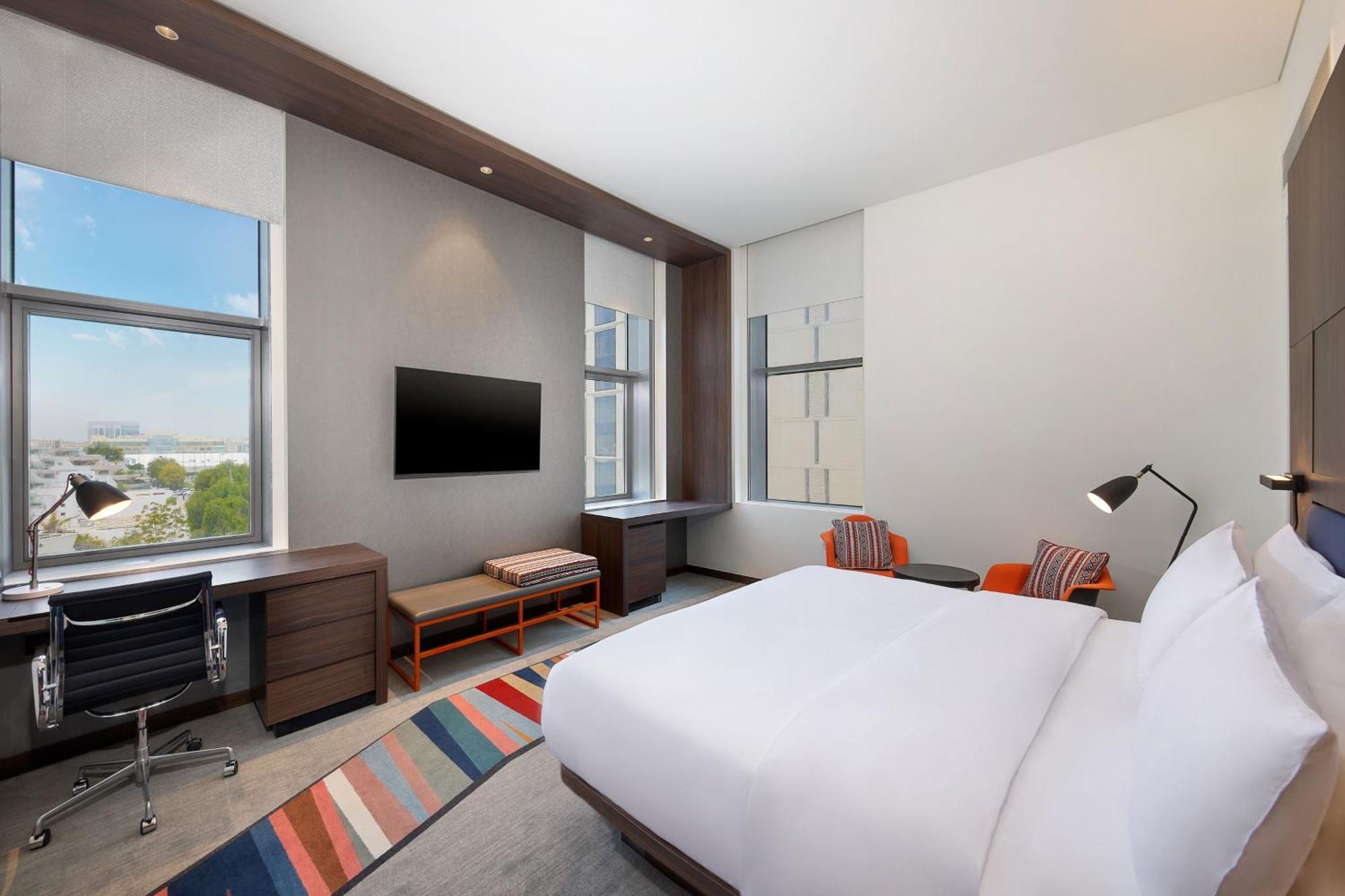 Готель Aloft Dubai Airport Екстер'єр фото